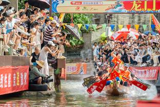 我可真冤啊！汪海健绝杀被吹，但脱衣庆祝的黄牌无法取消